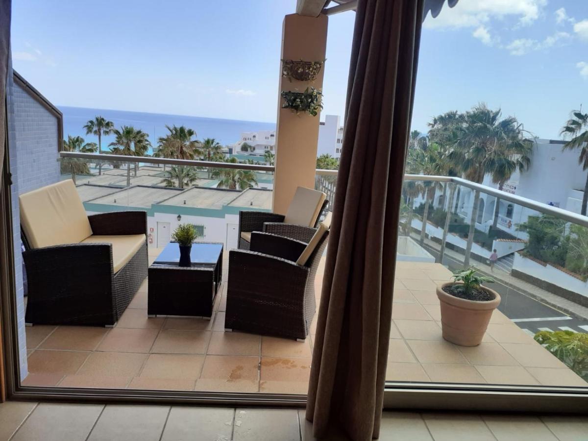 Esquinzo Pool&beach
